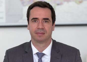 Matheus Munhoz é eleito defensor públco-geral do Paraná
