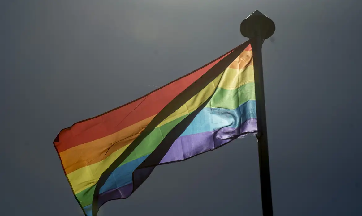 Parada LGBT de Maringá será dia 19