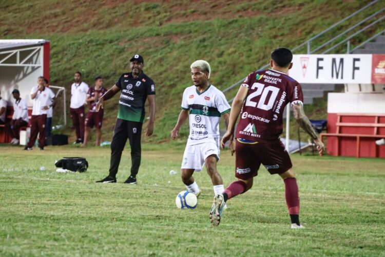 Maringá FC vence o patrocinense de virada