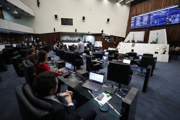 Plenário da Assembleia Legislativa (Crédito: Orlando kissner e Valdir Amaral)