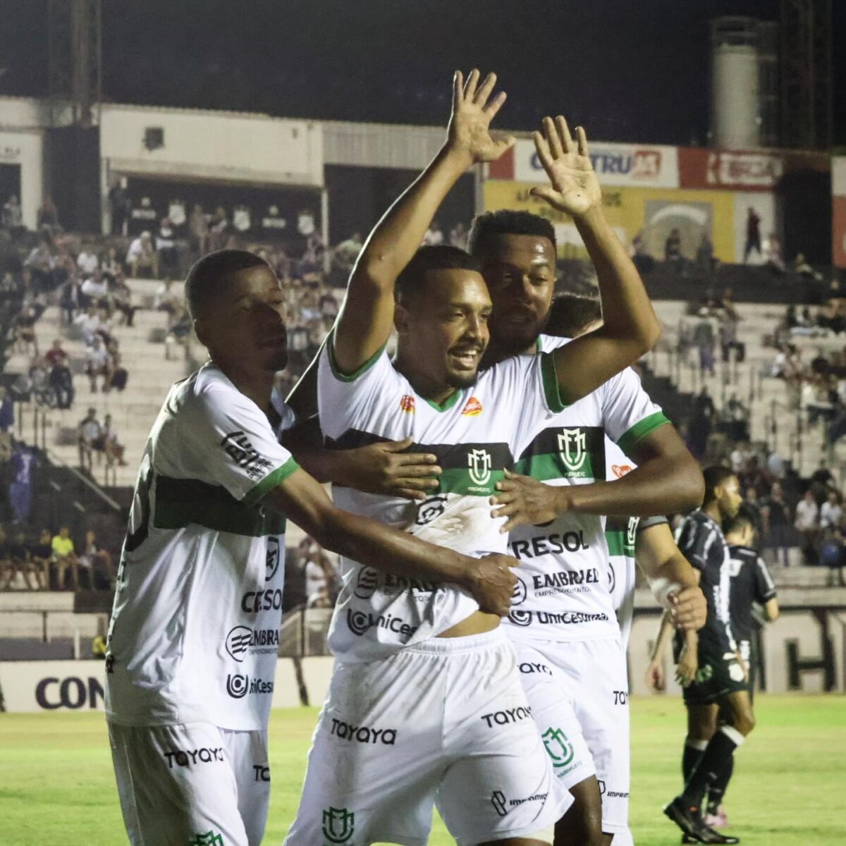 Maringá abriu uma vantagem considerável, mas cede o empate