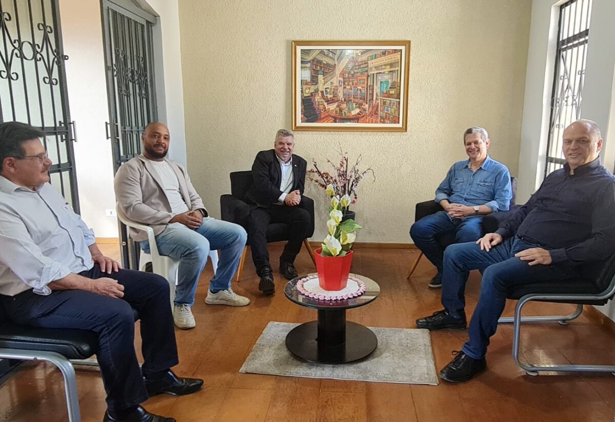 PL formaliza apoio a Silvio Barros