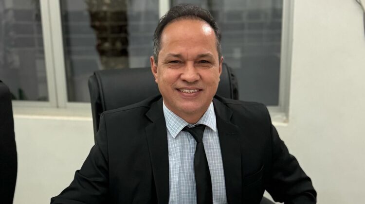 Carlos Martins, o Carlinhos da Creche, presidente da Câmara de Paiçandu