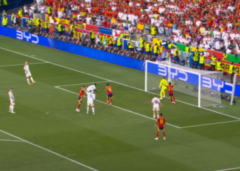 Espanha chega mais inteira para a semifinal contra a França - Foto: reprodução/CazéTV