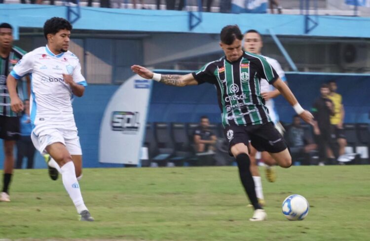 Rodrigo Araújo/Maringá FC.