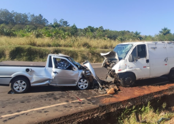 casal e bebê morrem em acidente na PR-317