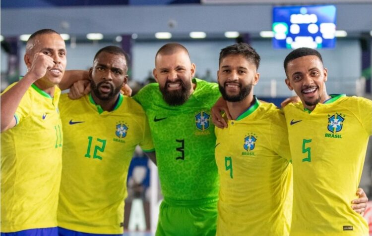 Brasil atropela mais um e vai às quartas da Copa do Mundo de Futsal - Foto: Leto Ribas/CBF