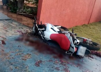 motos de alta cilindrada em acidentes que mataram dois em Campo Mourão