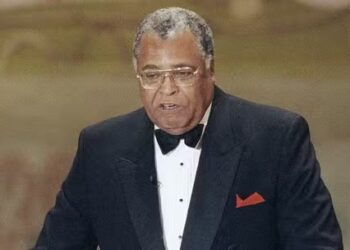 Morre James Earl Jones