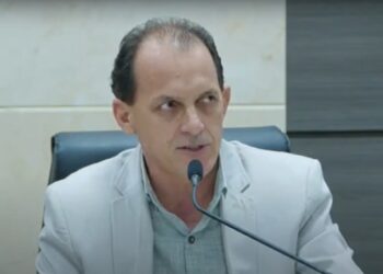 Pastor José Santos participou de debate na Acim