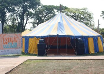 Tenda Estação Cultura fica próxima à Universidade da Terceira Idade (Unati) e do Museu Interdisciplinar (Mudi) - Foto: Cristiano Martinez