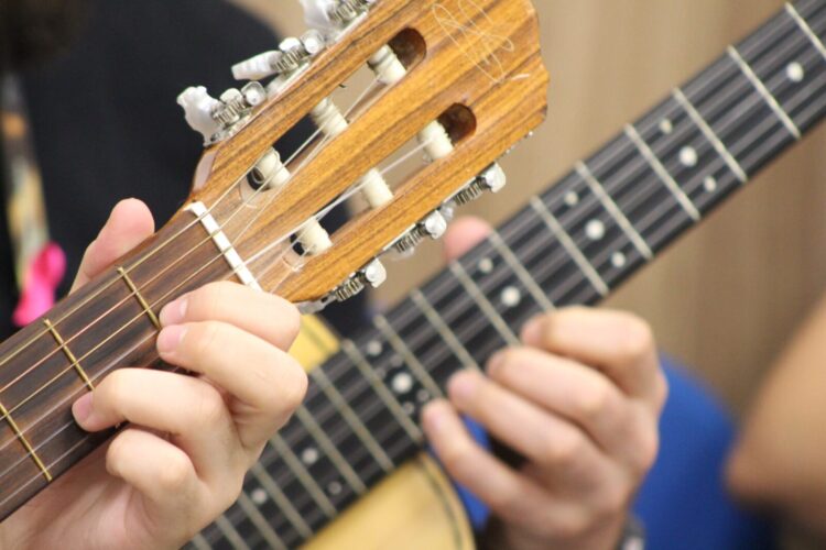 Aula/ensaio da Turma de Violas e Violões nesta segunda-feira, 21 (Crédito: Cristiano Martinez)