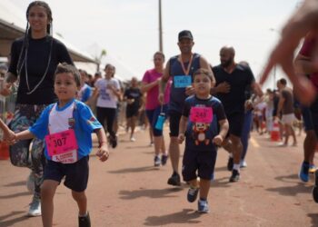 A tradicional corrida ‘12 de Outubro’ reuniu 1,2 mil corredores na estrada Jaguaruna em Sarandi - Foto: Prefeitura