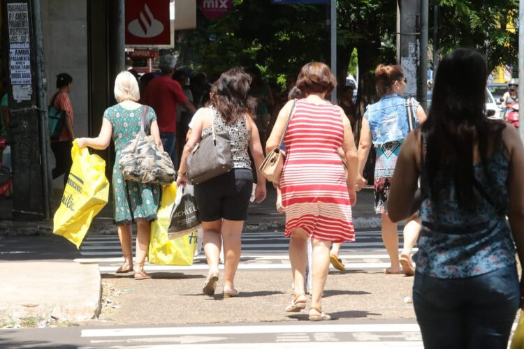 Estatisticamente este ano deve ser gerado em torno de 115 empregos temporários no mercado formal - Foto: Arquivo/ACIM