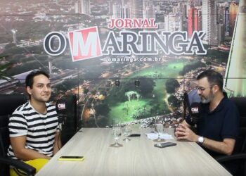 Entrevista com  Leonardo Fabiano (à esq.) nos estúdios do jornal (Crédito: Reprodução)