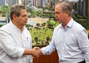 O prefeito eleito, Silvio Barros, e Ulisses Maia acreditam que esta será uma transição tranquila foto: Victor Gabriel Guandalini