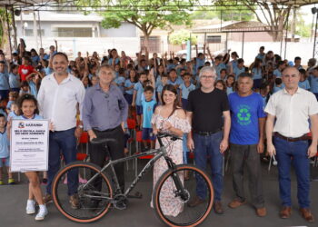 Alunos de escolas de Sarandi arrecadam 17 toneladas de lixo eletrônico - Foto: Pref. Sarandi