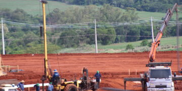 Obras no Parque Industrial de Maringá (Crédito: Cristiano Martinez)