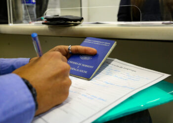 Governo promove amanhã, 21, na sexta-feira, 22 e nos dias 26, 28 e 29, um mutirão temático voltado à empregabilidade da população afrodescendente - Foto: Gilsou Abreu/AEN