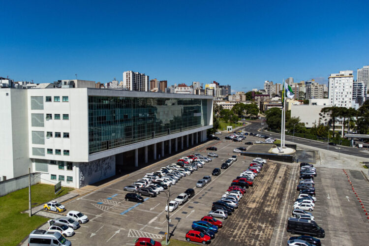 Dia Nacional de Zumbi e da Consciência Negra vai modificar alguns setores que terão escala especial de funcionamento - Foto: Roberto Dziura Jr./AEN