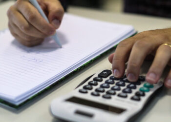 Mutirão online para renegociação de dívidas vai até 30 de novembro - Foto: Geraldo Bubniak/AEN