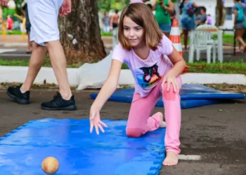 o evento gratuito (que chega a sua terceira edição) conta com ações recreativas, culturais e pedagógicas - Fábio Reina/Pref. de Maringá