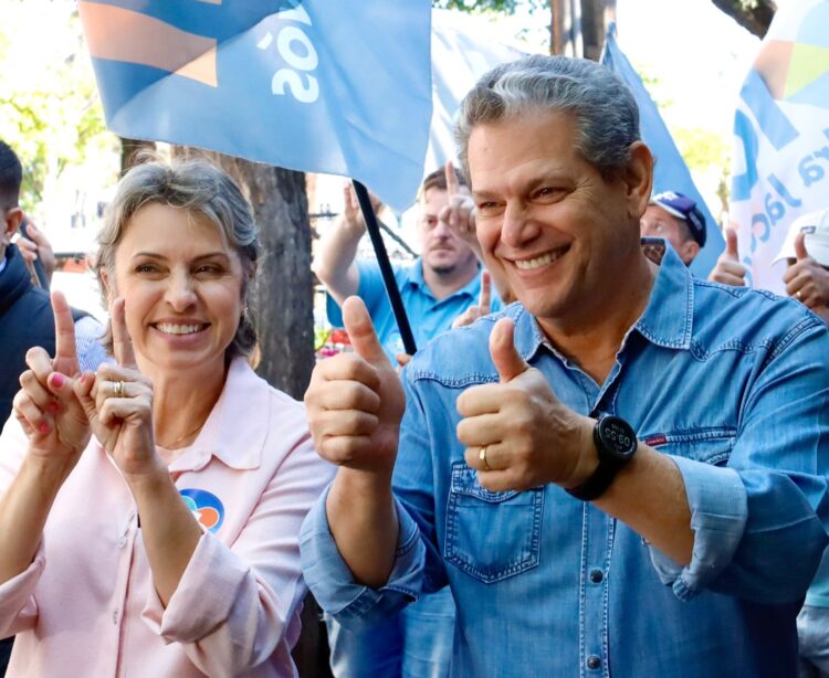 Silvio Barros e Sandra Jacovós assumem o mandato neste dia 1º de janeiro de 2025 (Crédito: Assessoria)