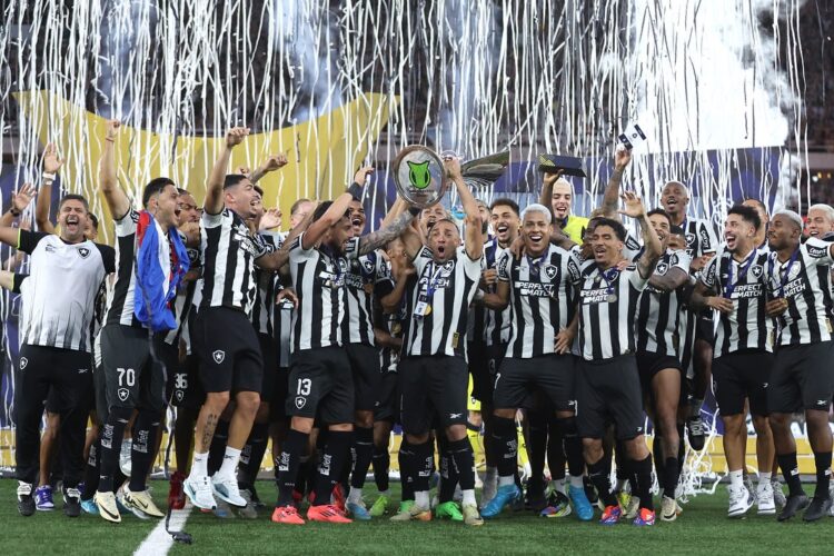 Botafogo conquista o segundo título em nove dias