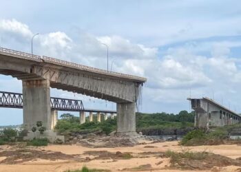 ponte desaba no Tocantins