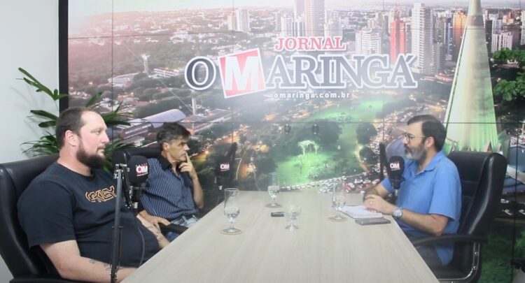 Daniel Gobi e Ronaldo Marques no estúdio do jornal (Crédito: Reprodução)