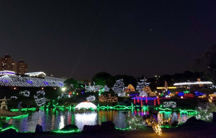 Parque do Japão vai ficar aberto até o dia 12 de janeiro das 19h30 às 23h - Foto: Aldemir de Moraes/arquivo PMM