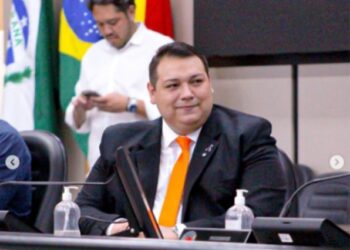 Câmara de Maringá empossa Guilherme Machado como vereador