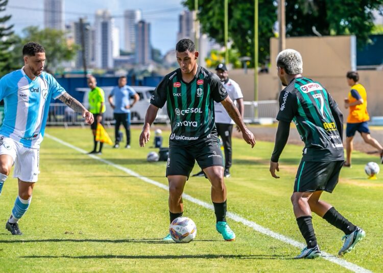 Maringá FC derrota o Londrina no Estádio do Café