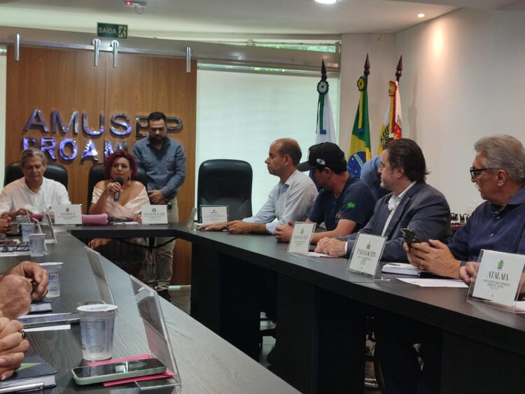 Logo na primeira reunião os prefeitos foram informados sobre o leilão de rodovias e o impacto em suas cidades