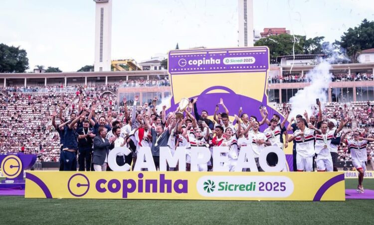 De virada, São Paulo levanta a Taça da Copa são Paulo 2025 - Foto: Guilherme Veiga/São Paulo FC