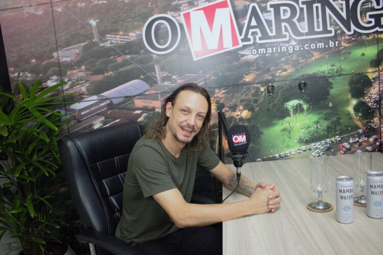 Drago visitou os estúdios do jornal O Maringá (Crédito: Pamela Maria)