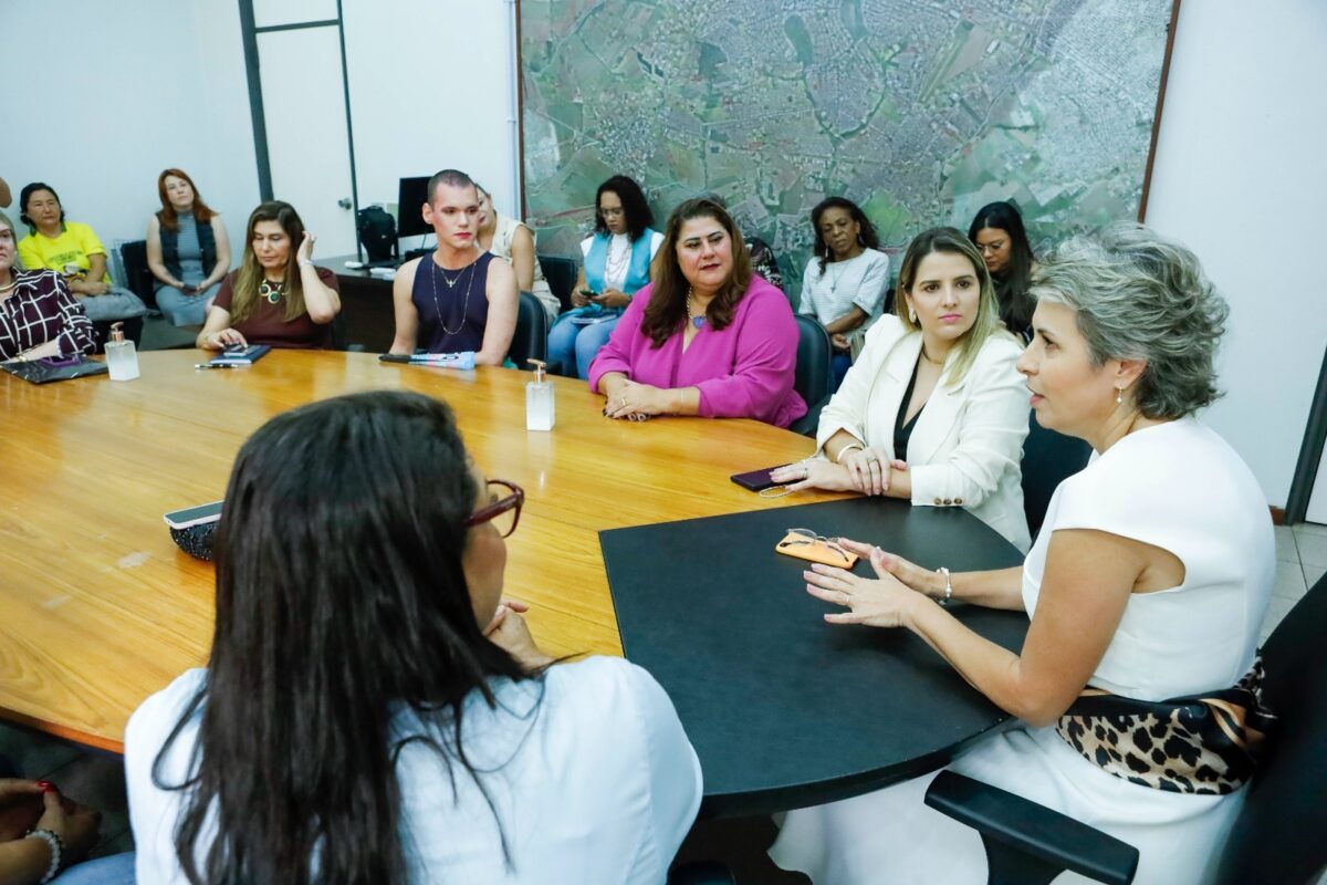Mais Mulheres no Poder homenageia prefeita em exercício Sandra Jacovós