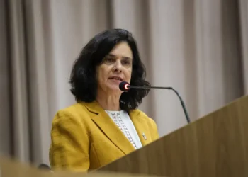 Ministra Nísia Trindade confirma visita a Maringá