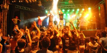 Já há muitos anos Itambé realiza o melhor carnaval popular da região de Maringá