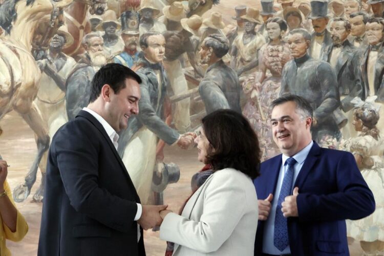 Nísia, Ratinho e Beto Preto estarão na inauguração da UTI do Hospital da Criança de Maringá