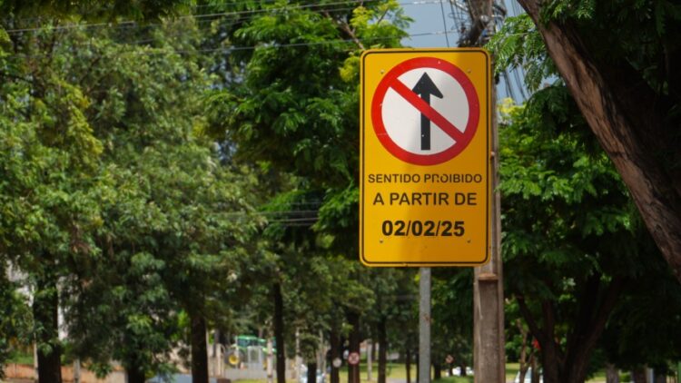 Rotas alternativas a serem usadas durante o rebaixamento da Avenida Colombo no Viaturo do Catuaí