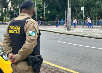 O objetivo é reforçar a segurança dos estudantes neste retorno às escolas - Foto: PMPR