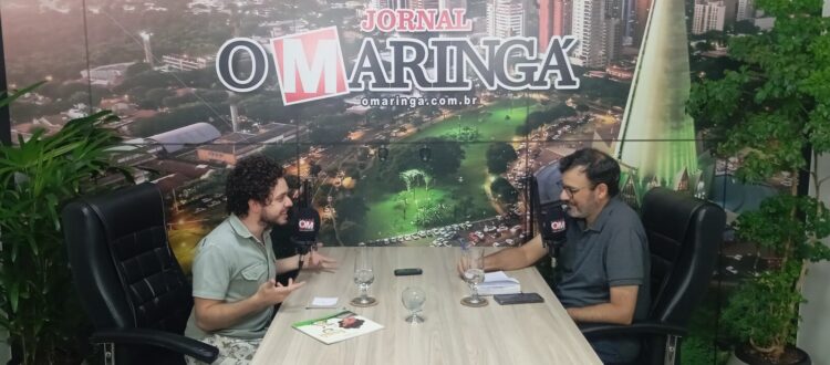 No estúdio do jornal, Nathan Milléo Gualda conversou sobre a participação no Festival de Curitiba (Crédito: Gabriel Tazinasso)