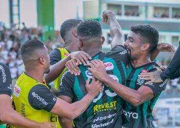 Com empate no Willie Davids,, Maringá FC e Athletico deixam a decisão do finalista para quarta-feira