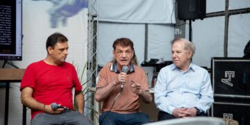 Colunista Daniel D’Avila e Jaime Vieira em edição da Festa Literária Internacional de Maringá (Flim) crédito: Arquivo Pessoal