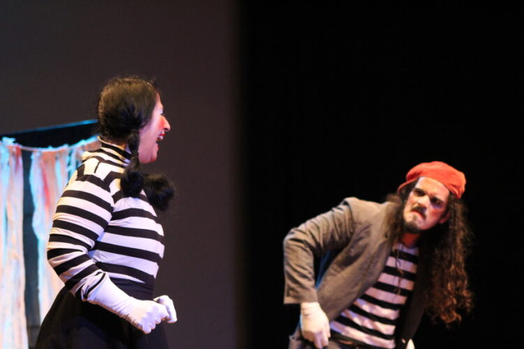 Cena de "Os Invisíveis", uma das atrações do "Convite às Artes" (Crédito: Arquivo/Cristiano Martinez)