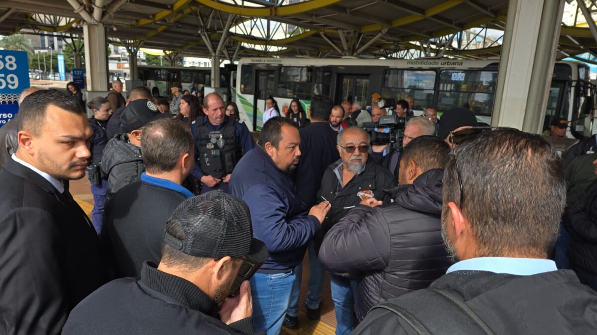 Motorista de ônibus sofre agressão