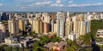 Imagem de drone da região central de Maringá (Crédito: Roberto Dziura Jr./AEN)