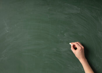 Seleção será feita por meio de prova de títulos e de uma prova didática, que será realizada a partir no 2 de setembro (Crédito: Ilustrativa/Freepik)