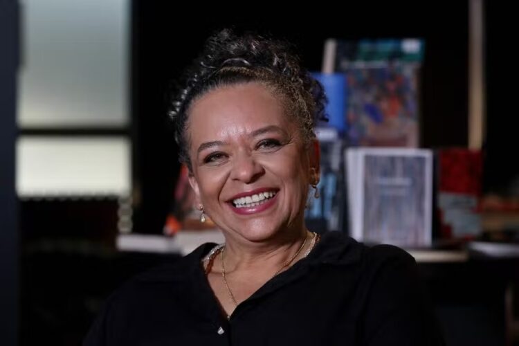 Ana Maria Gonçalves é a primeira escritora negra eleita para a Academia Brasileira de Letras